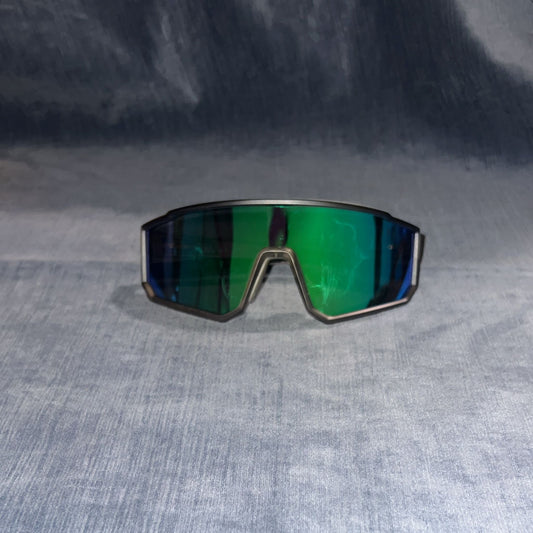 Sport sunglasses 😎 cycling/beach heat Nice Sun Shades/ Polarized