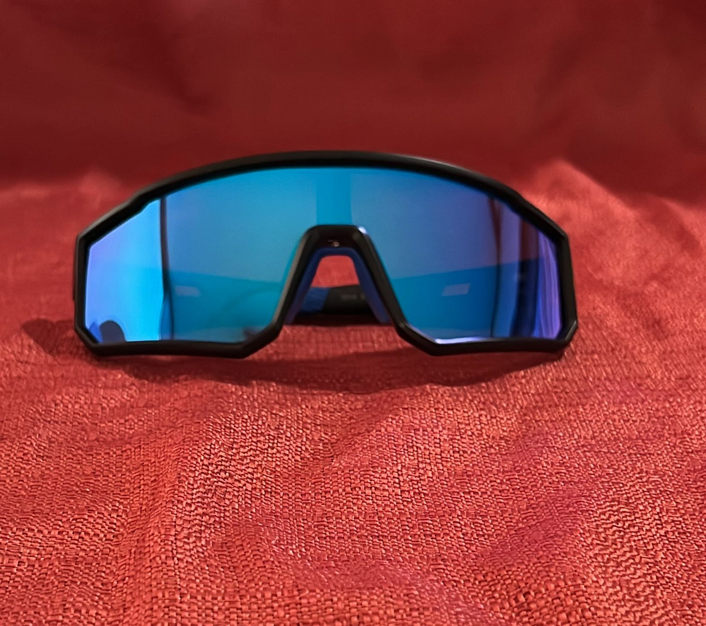 Sport sunglasses 😎 cycling/beach heat Nice Sun Shades/ Polarized