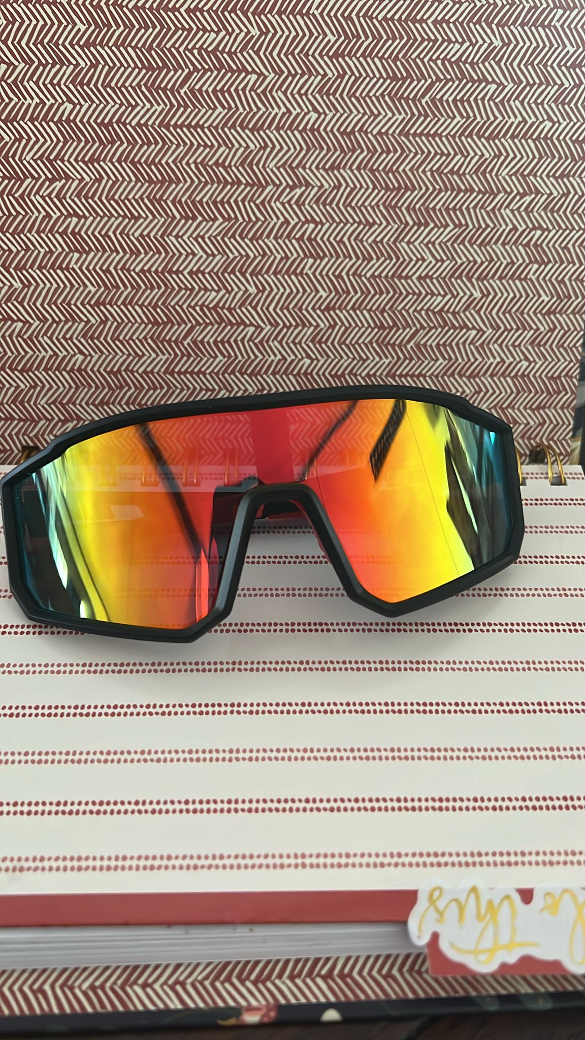 Sport sunglasses 😎 cycling/beach heat Nice Sun Shades/ Polarized